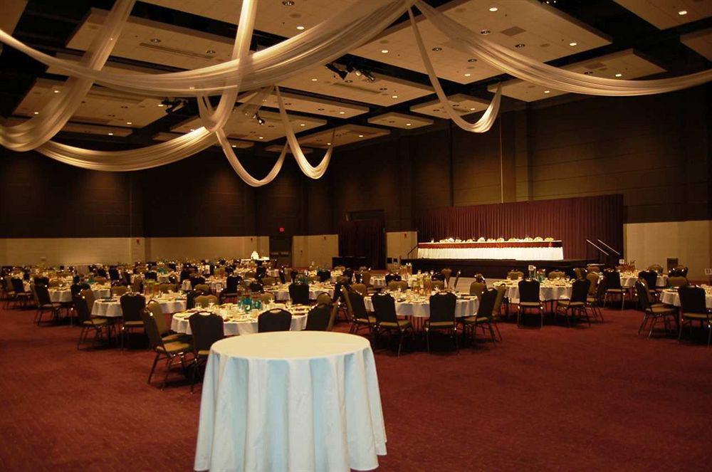 Hilton Fort Wayne At The Grand Wayne Convention Center (Adults Only) Afaceri foto