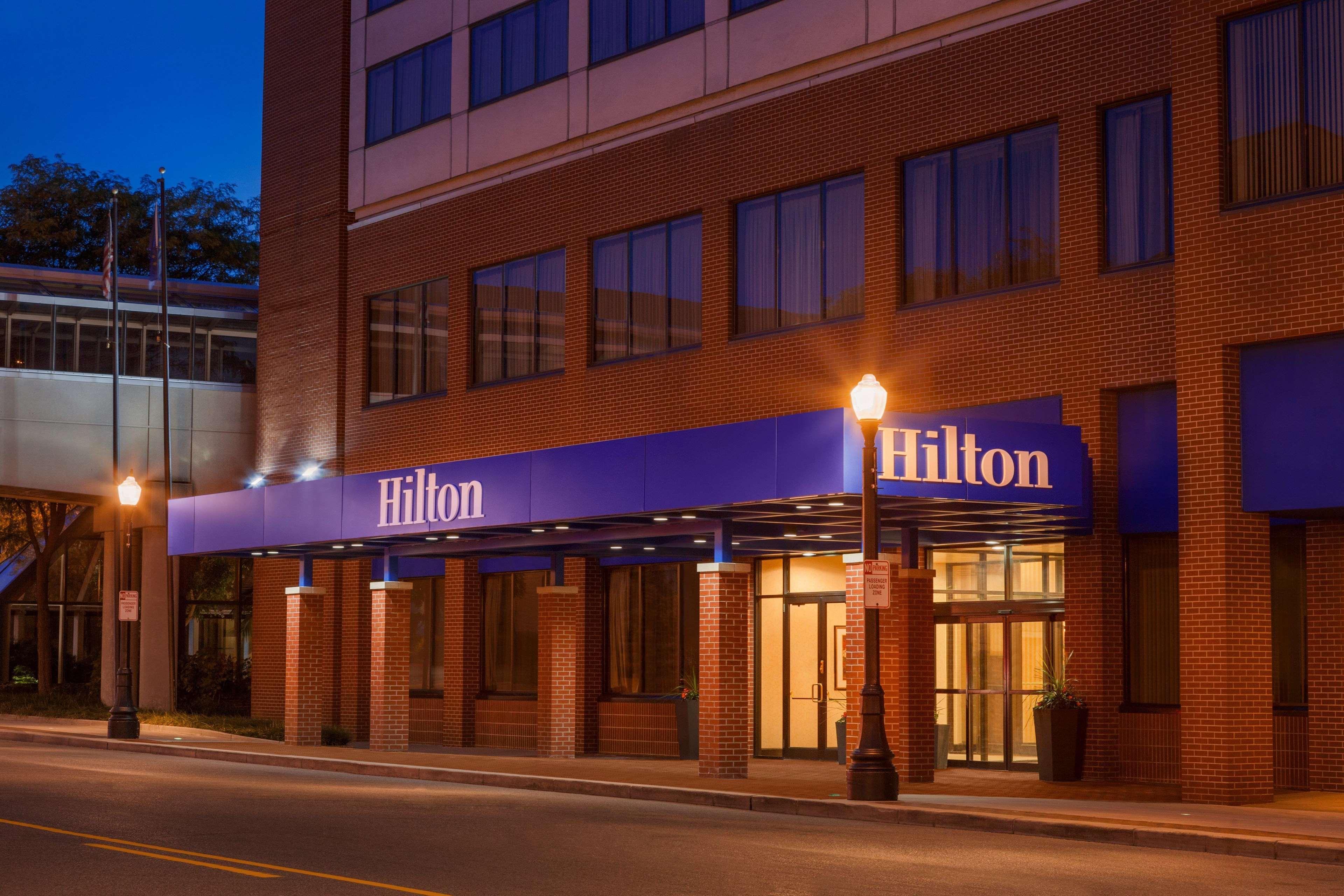 Hilton Fort Wayne At The Grand Wayne Convention Center (Adults Only) Exterior foto